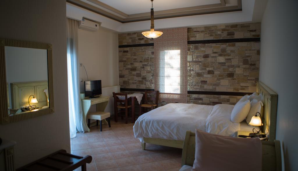 Evzin Hotel Loutraki  Luaran gambar