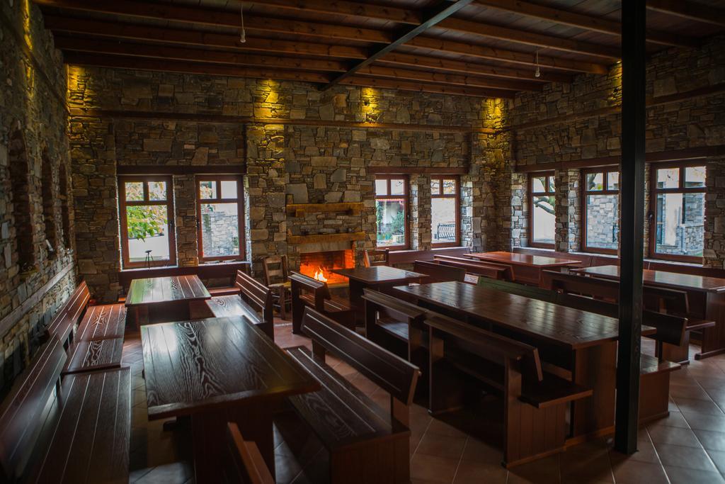 Evzin Hotel Loutraki  Luaran gambar
